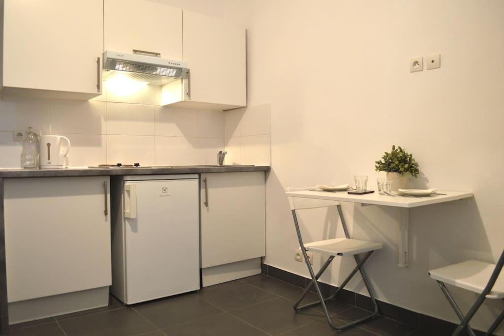 Amelie In Hidden Gem Montmartre Apartment