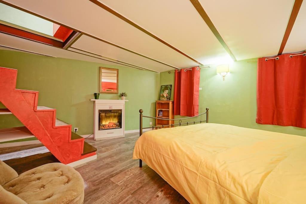Apartment Amelie In Hidden Gem Montmartre *